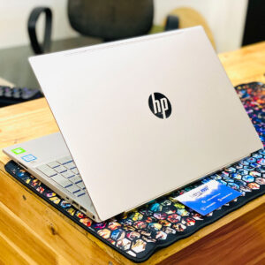 Hp Pavilion 15-cs2056TX